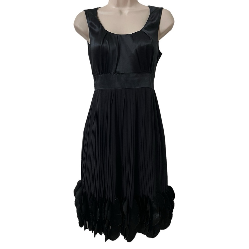 MINT Jodi Arnold LBD Silk Pleated Skirt Dress Size 2